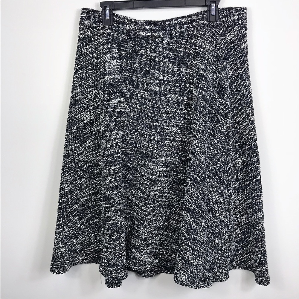 ‼️$15 SALE‼️Black/White Lane Bryant Tweed Skirt